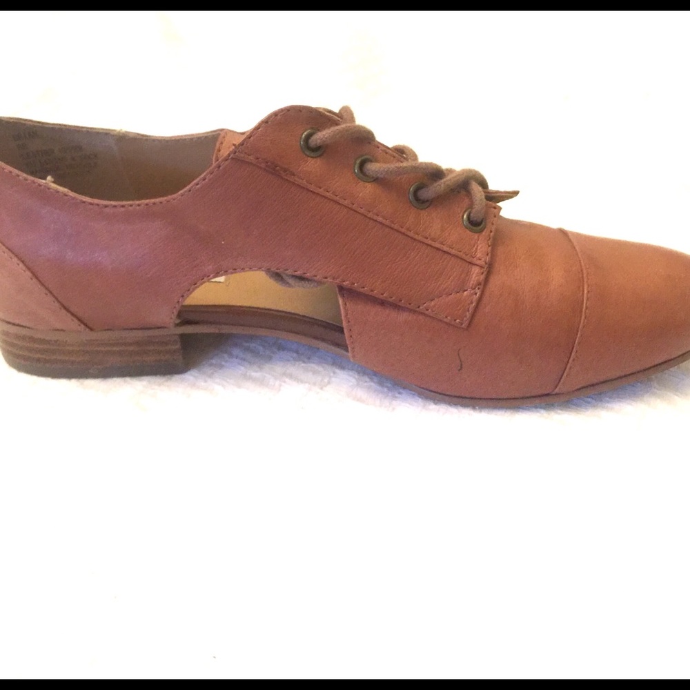 Steve Madden Women’s Brian Flat Shoes Size 8B Tan - Picture 5 of 8